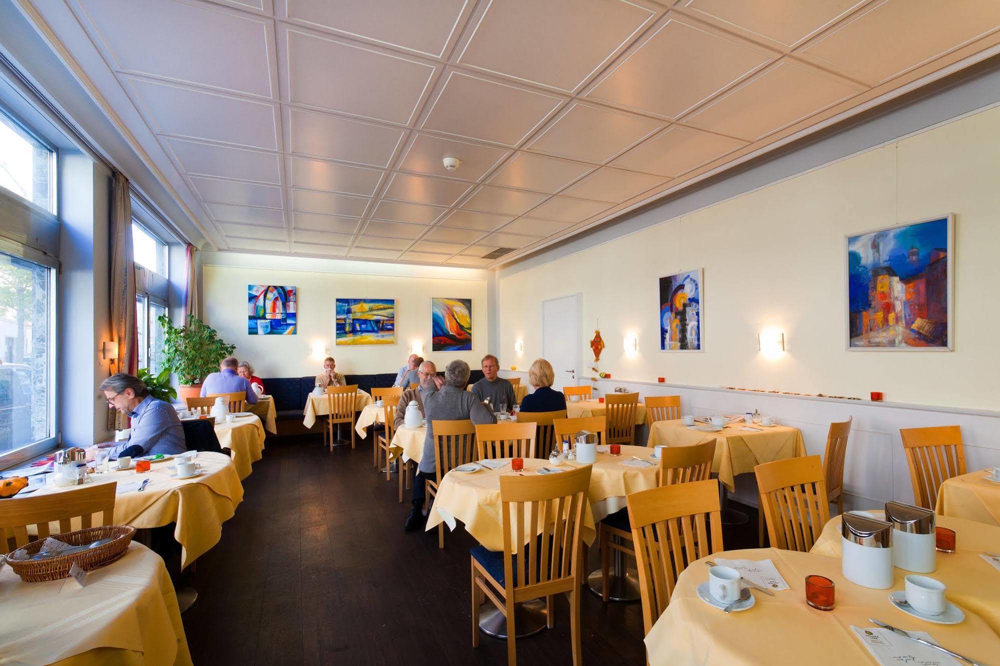 Parkhotel Im Lehel By Blattl Munich